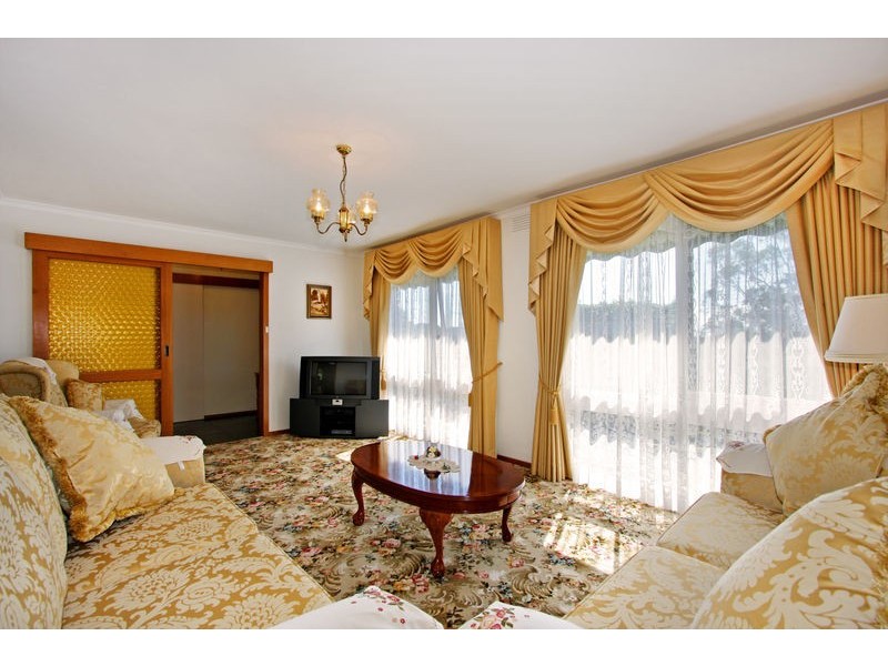 24 Copeland Drive, Montrose VIC 3765