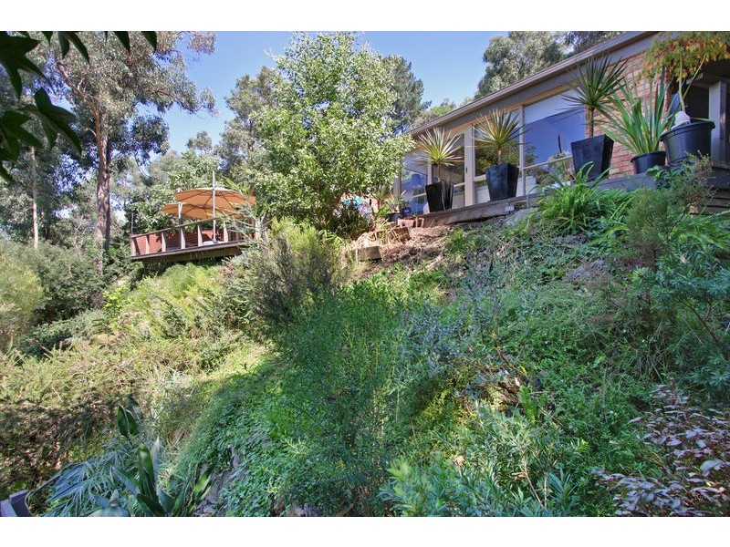 82 Charles Road, Lilydale VIC 3140