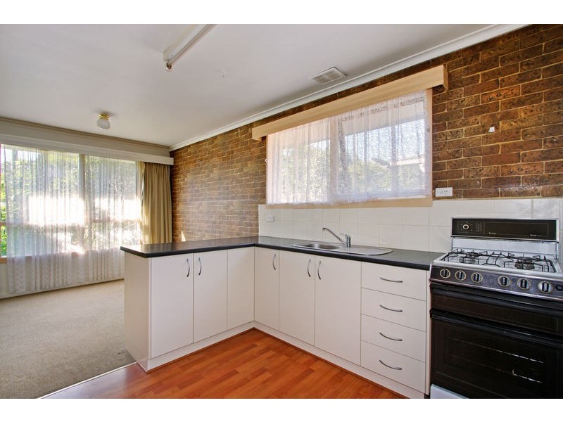 1/15 Balmoral Street, Kilsyth VIC 3137