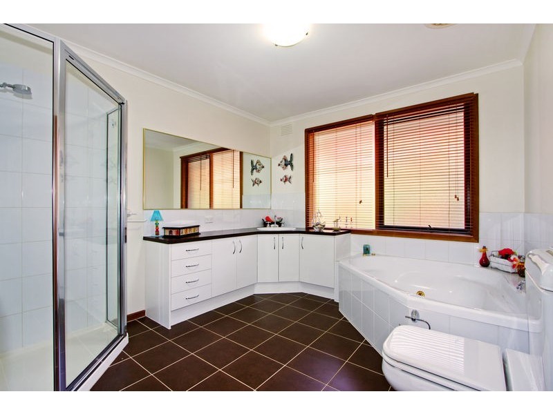 326 Sheffield Road, Montrose VIC 3765