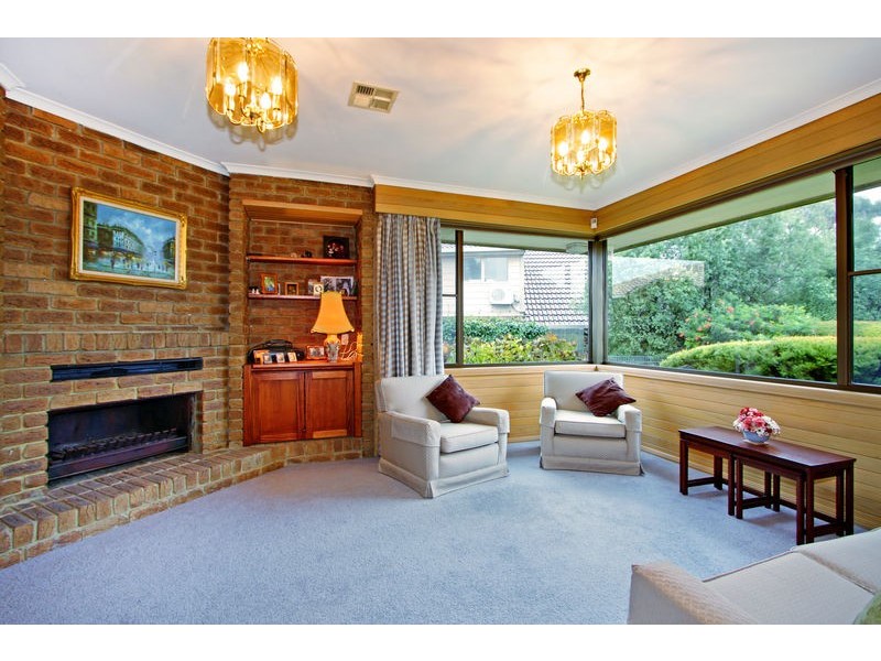 8 St Austell Court, Croydon Hills VIC 3136