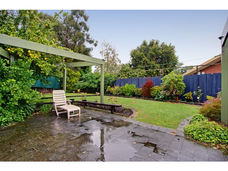 8 St Austell Court, Croydon Hills VIC 3136