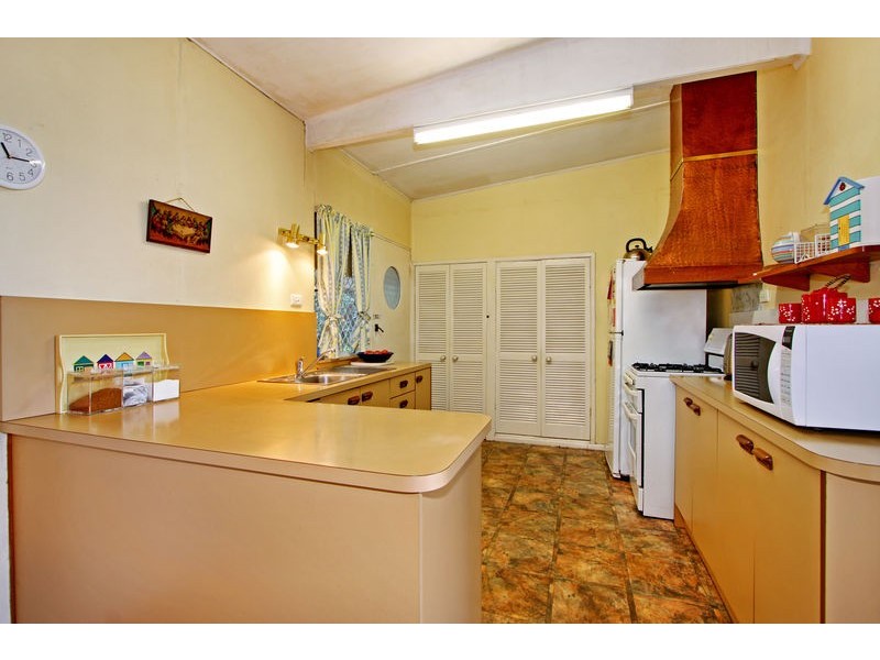 11 Cherry Grove, Donvale VIC 3111