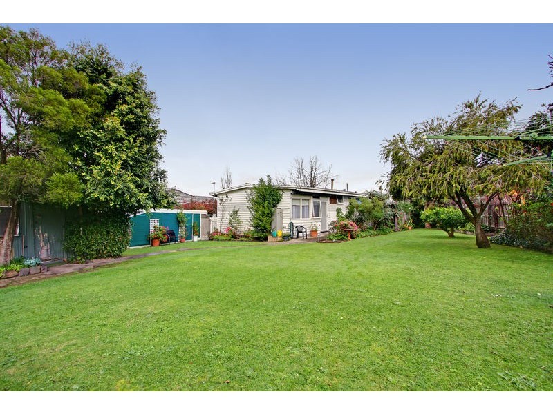 11 Cherry Grove, Donvale VIC 3111