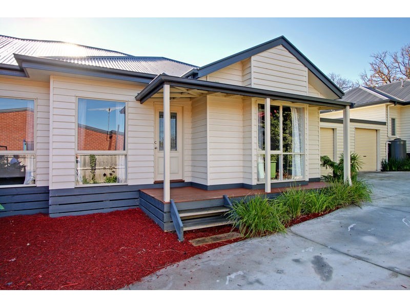 2/95 Anderson Street, Lilydale VIC 3140