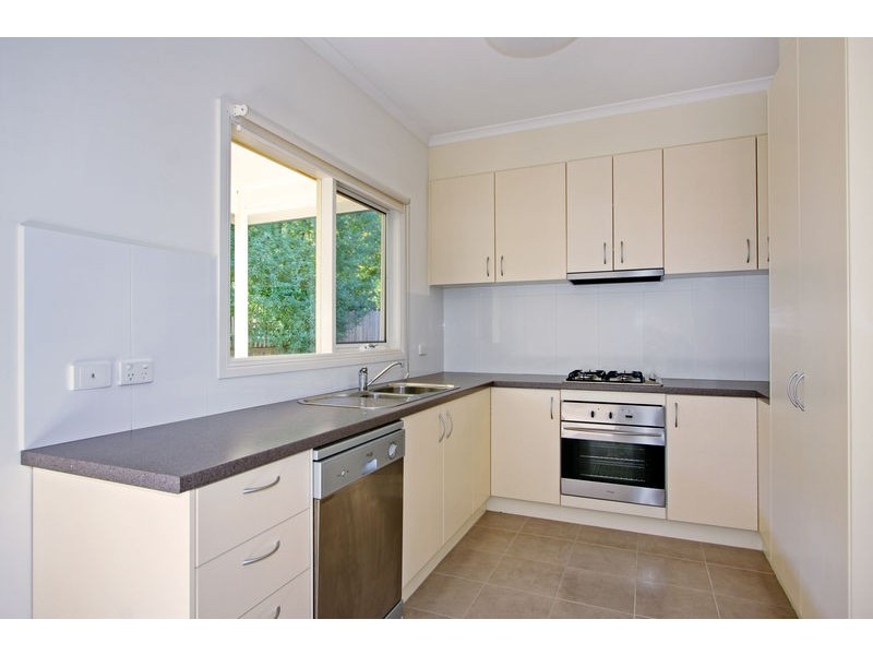 2/95 Anderson Street, Lilydale VIC 3140