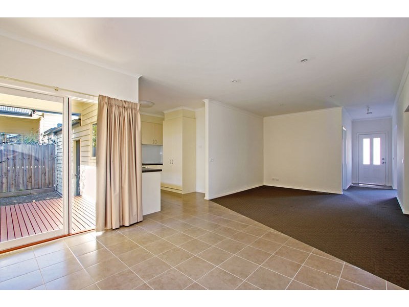 2/95 Anderson Street, Lilydale VIC 3140