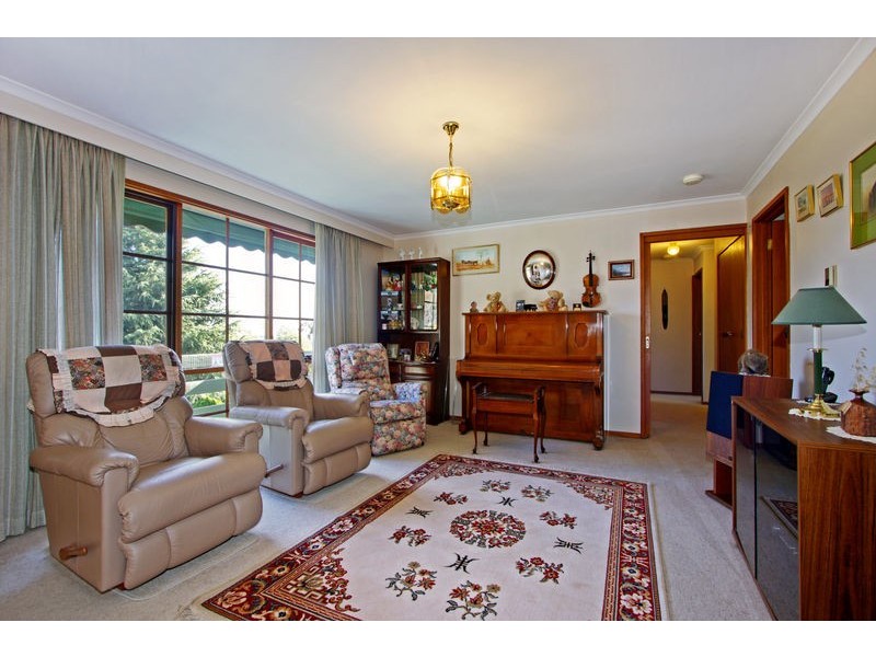 45 Gordon Ave, Montrose VIC 3765