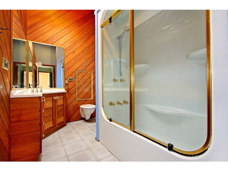 7 Oaktree Close, Mooroolbark VIC 3138