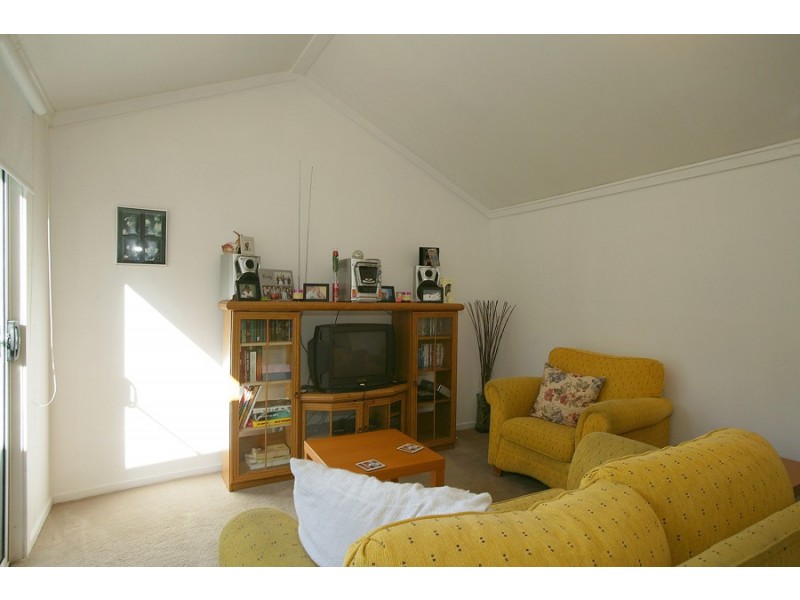 30A Geoffrey Drive, Kilsyth VIC 3137