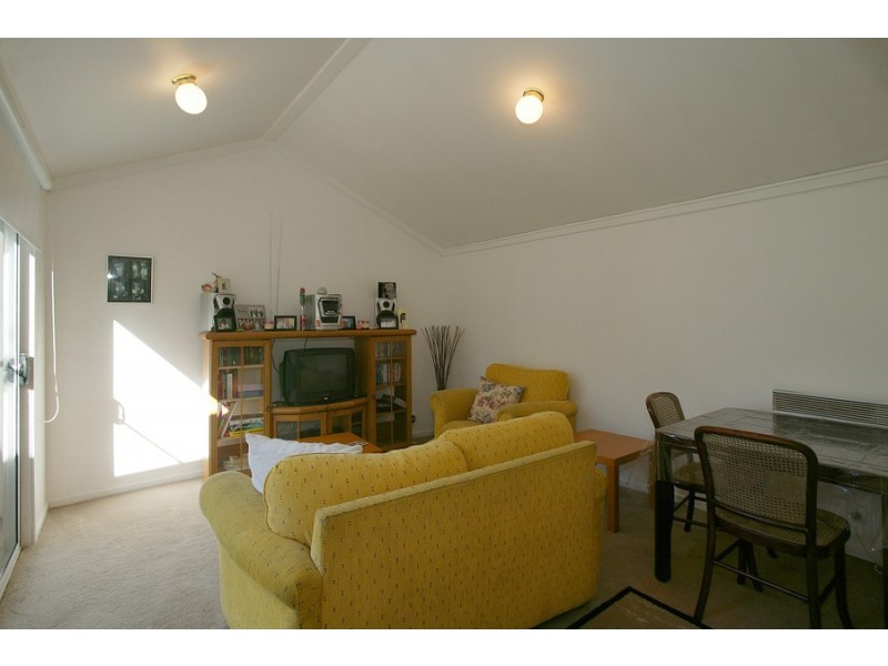 30A Geoffrey Drive, Kilsyth VIC 3137