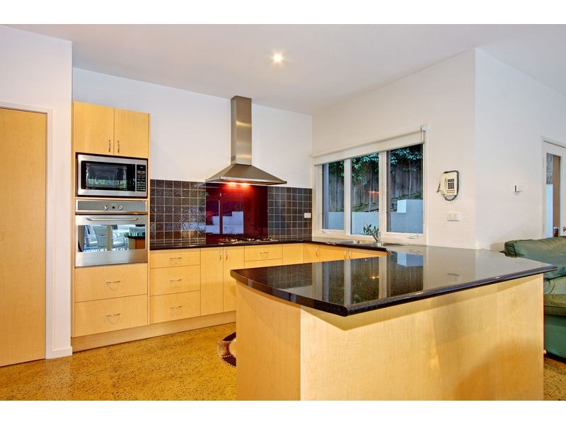 17 View Crescent, Montrose VIC 3765