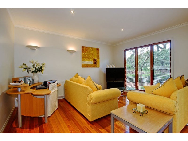 3/80 Diane Crescent, Croydon VIC 3136