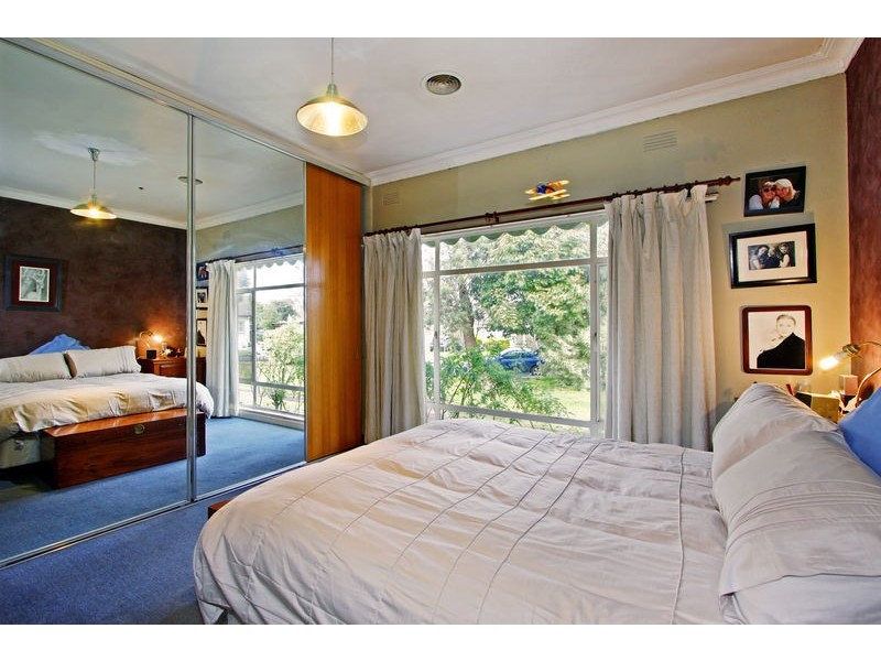 1 Timms Avenue, Croydon VIC 3136