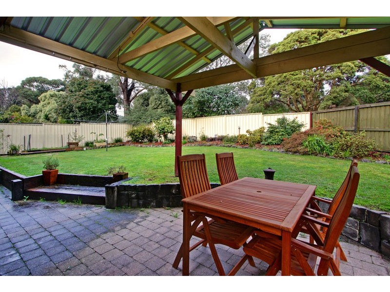 82 Swansea Rd, Montrose VIC 3765