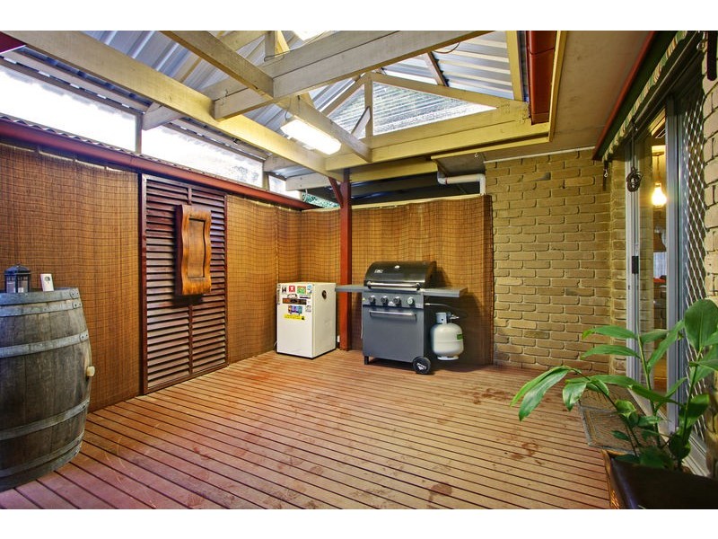 82 Swansea Rd, Montrose VIC 3765