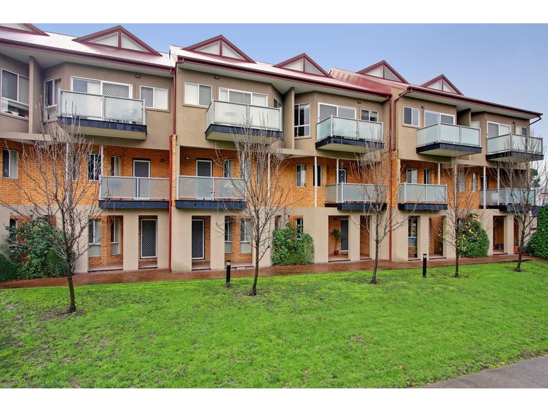 68/11-19 Hewish Road, Croydon VIC 3136