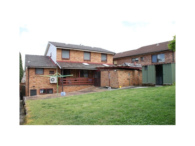 18 Blundell St, Marsfield NSW 2122