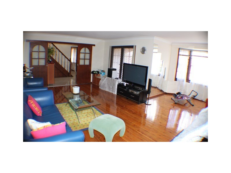 18 Blundell St, Marsfield NSW 2122