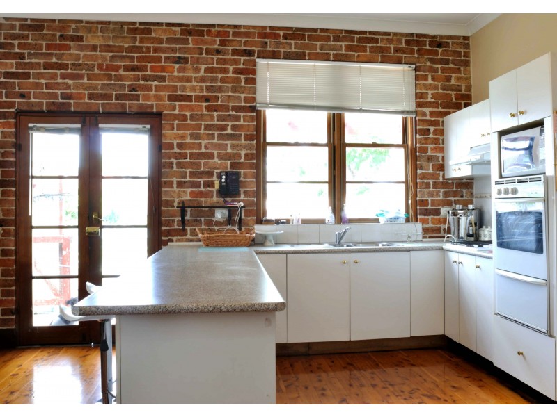 2 Ludgate Street, Roselands NSW 2196