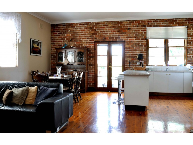 2 Ludgate Street, Roselands NSW 2196