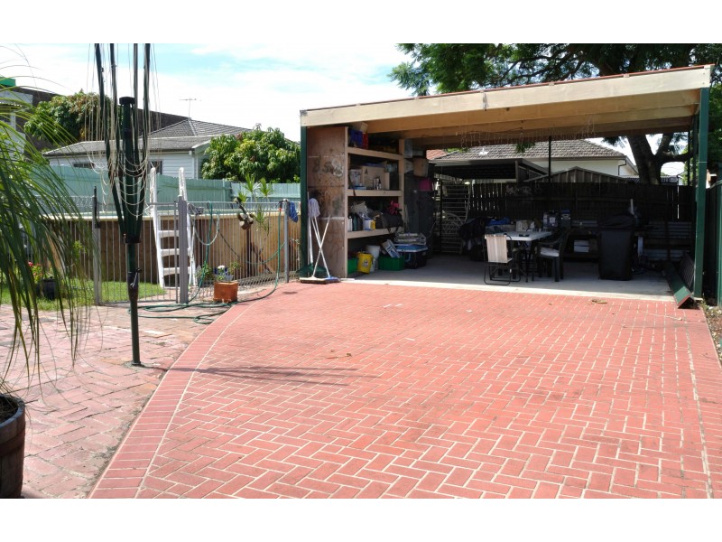 2 Ludgate Street, Roselands NSW 2196