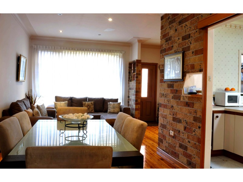 14 Sandra Crescent, Roselands NSW 2196