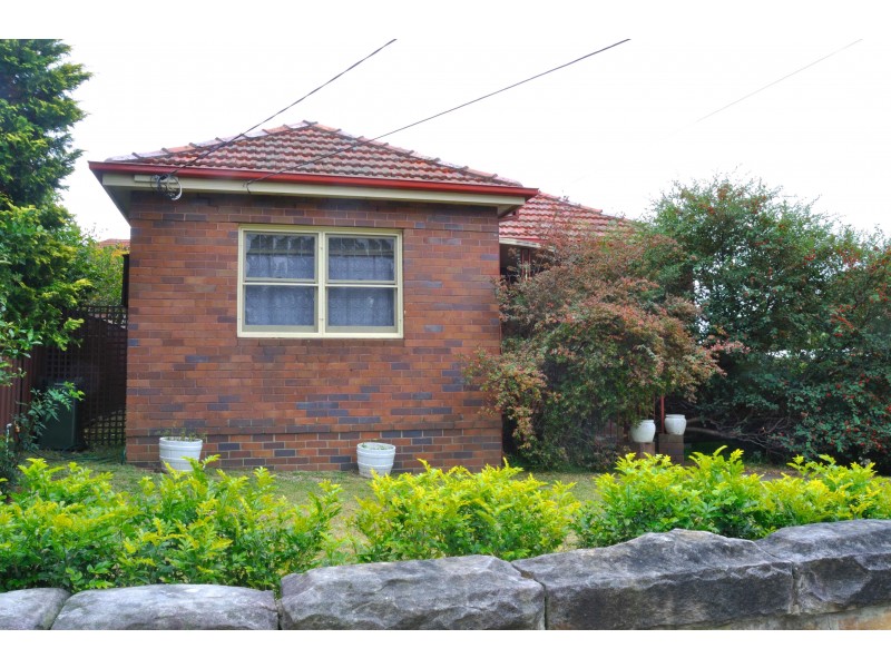 2 Balfour Road, Narwee NSW 2209