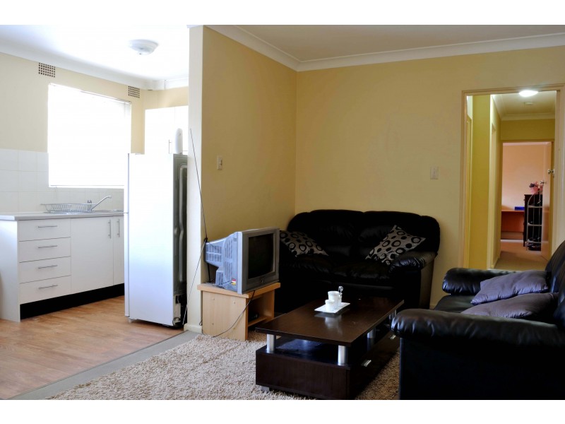 8/25 PARRY AVE, Narwee NSW 2209