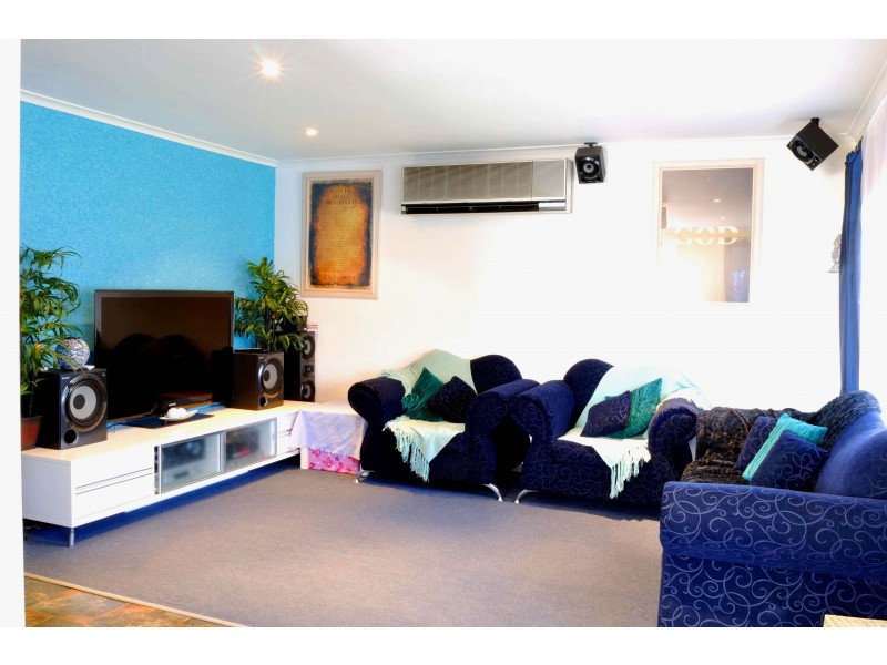 2A GEORGES CRESCENT, Roselands NSW 2196