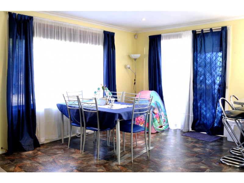 2A GEORGES CRESCENT, Roselands NSW 2196