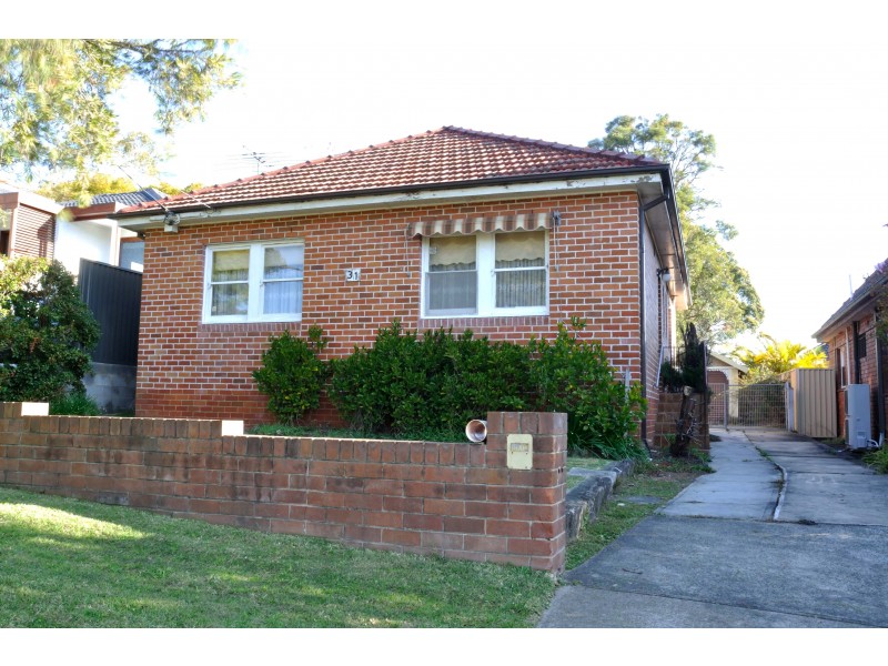 31 GODFREY STREET, Penshurst NSW 2222