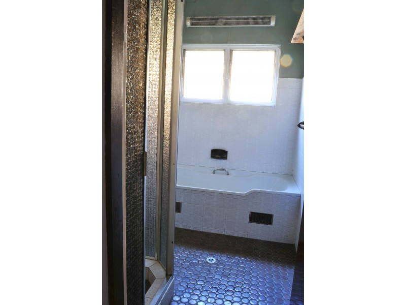 2 Huntingdale Ave, Narwee NSW 2209