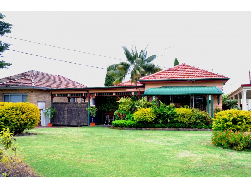 23 ROSEVIEW AVE, Roselands NSW 2196