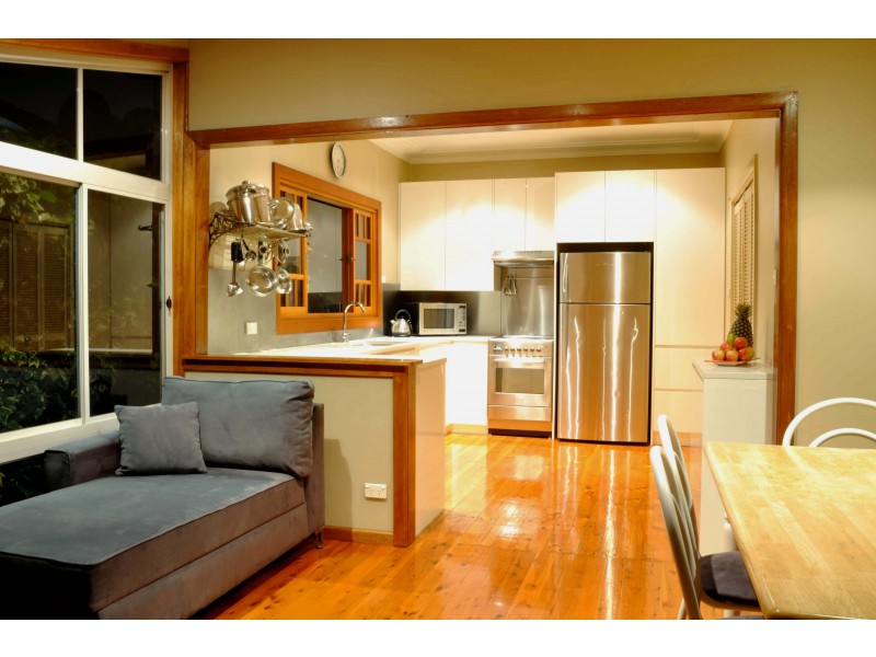 23 ROSEVIEW AVE, Roselands NSW 2196