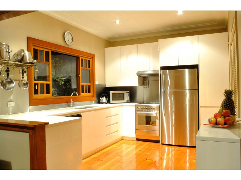 23 ROSEVIEW AVE, Roselands NSW 2196