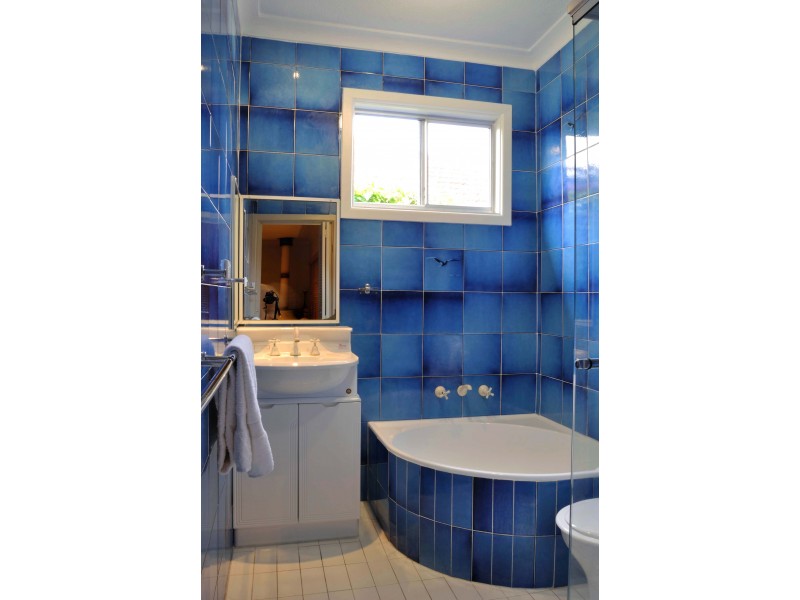 23 ROSEVIEW AVE, Roselands NSW 2196