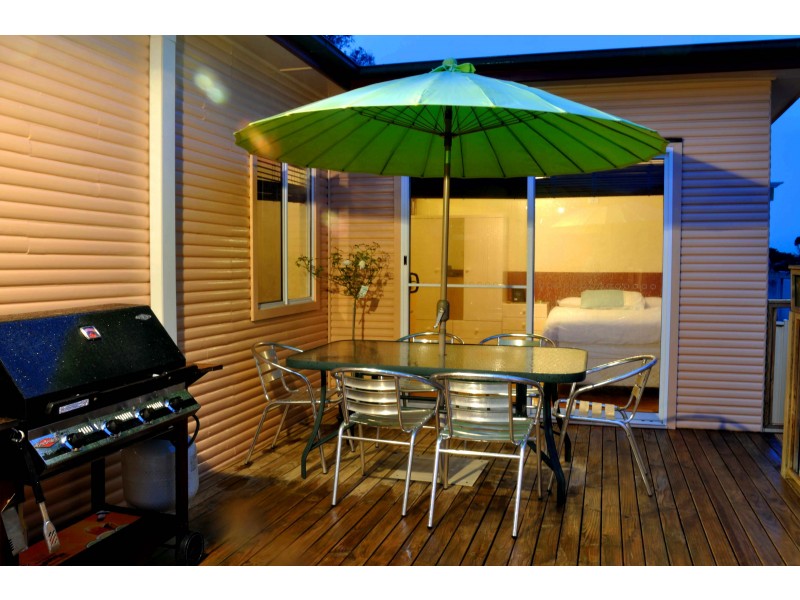 23 ROSEVIEW AVE, Roselands NSW 2196