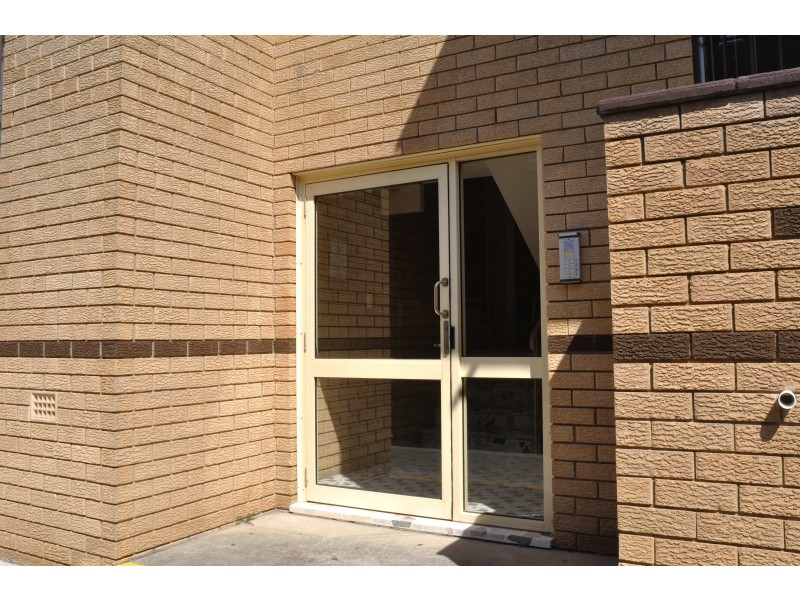 6/18 Willeroo Street, Lakemba NSW 2195