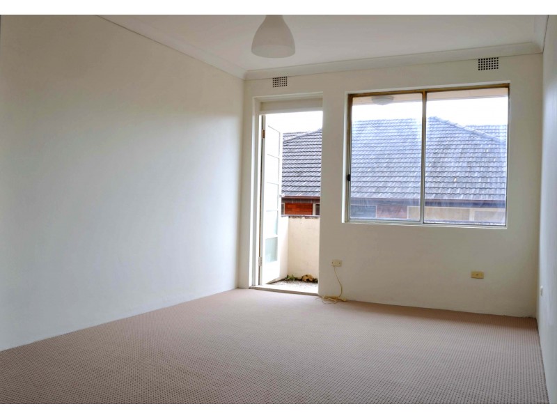 8/18 Willeroo Street, Lakemba NSW 2195