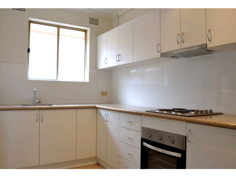 8/18 Willeroo Street, Lakemba NSW 2195