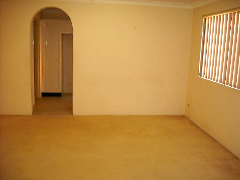 10/7-11 Hamdpen Street, Beverly Hills NSW 2209