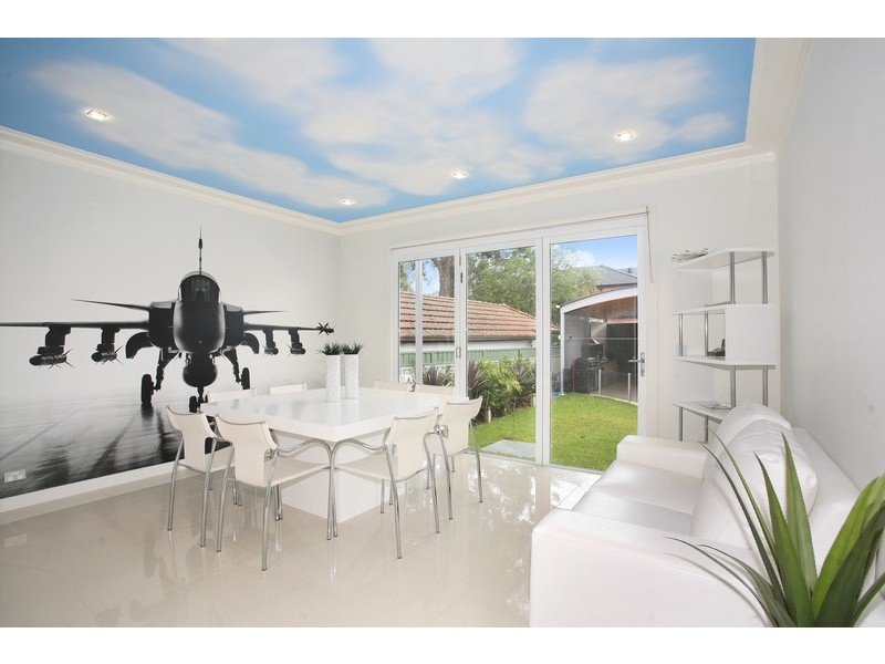 10 Rogers Street, Roselands NSW 2196