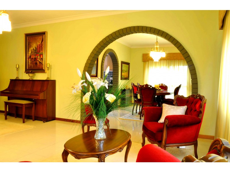 31 Junction Road, Beverly Hills NSW 2209