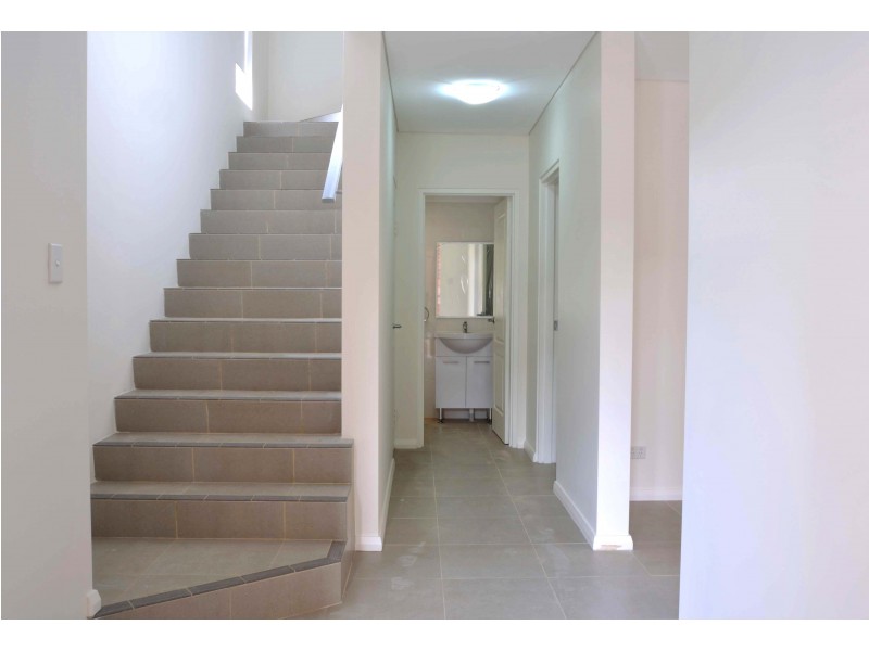 1/27-29 Stoddart Street, Roselands NSW 2196