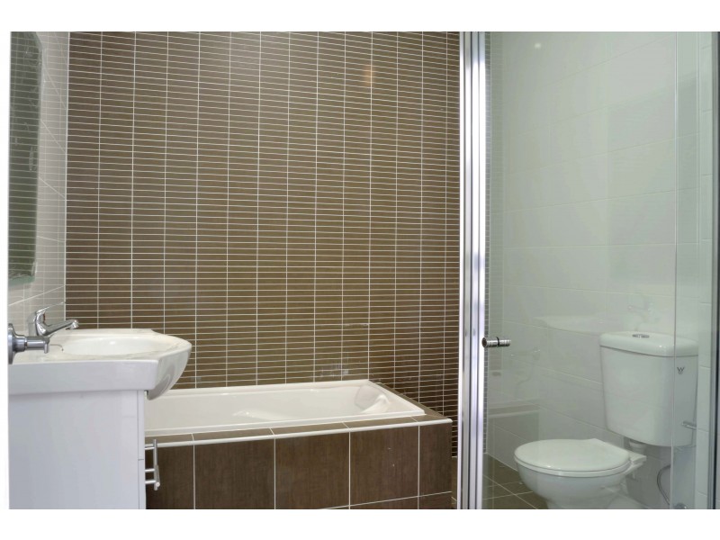 2/27-29 Stoddart Street, Roselands NSW 2196