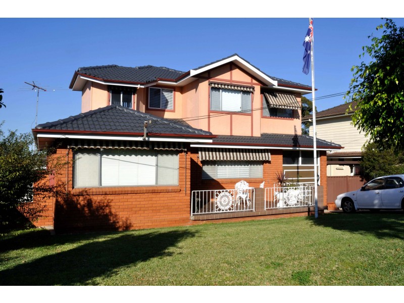 25 Sturt Ave, Georges Hall NSW 2198