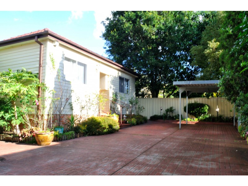 21B Junction Road, Peakhurst NSW 2210