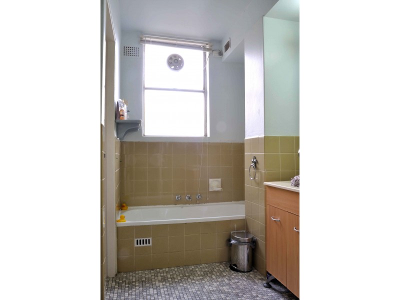 4/17-19 Phillip Street, Roselands NSW 2196