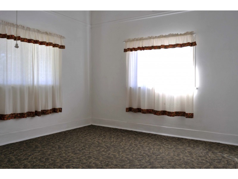 134 Moorefields Road, Kingsgrove NSW 2208